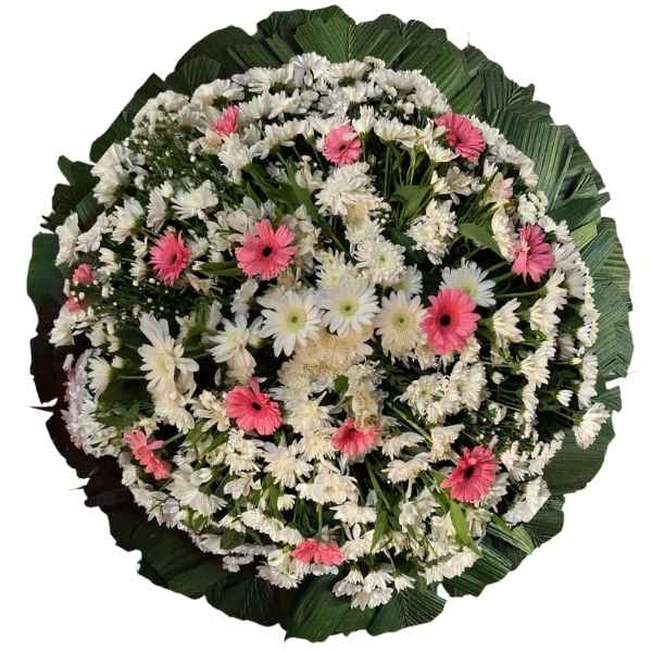 coroa de flores branca com rosa em recife